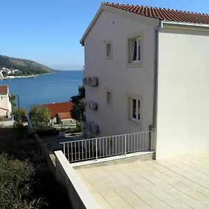 Apartman Aurelius - Relaxing With Gorgeous View, Trogir